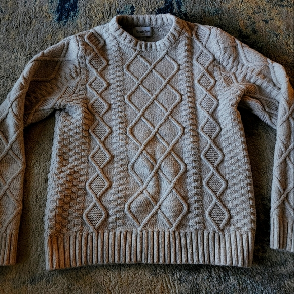 Goodfellow \u0026 Co Size Small Cable Knit Sweater | Color: Cream | Size: S | Rachelconner513's Closet